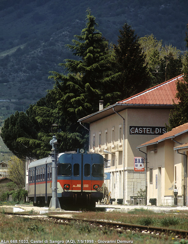 Le automotrici classiche - Castel di Sangro.