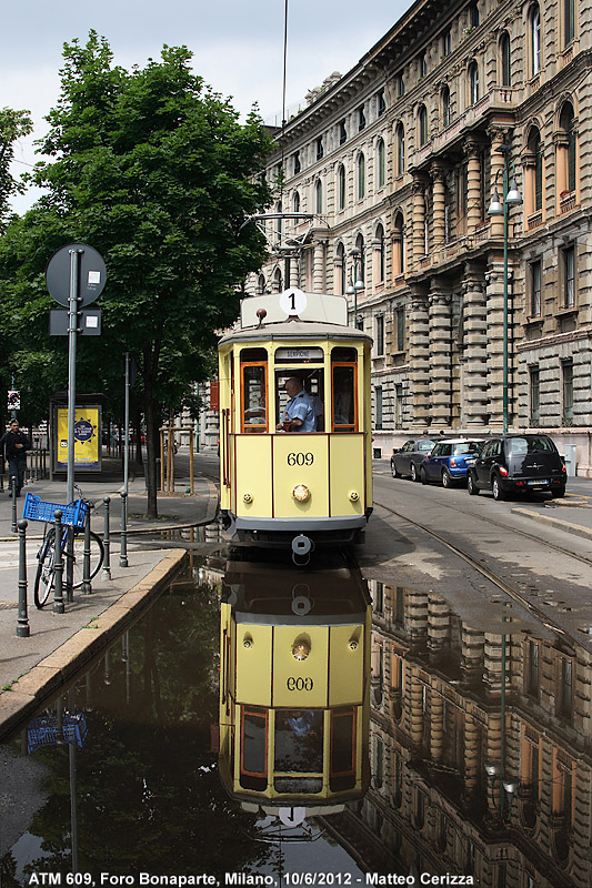 Tram a colori - P.za Castello.