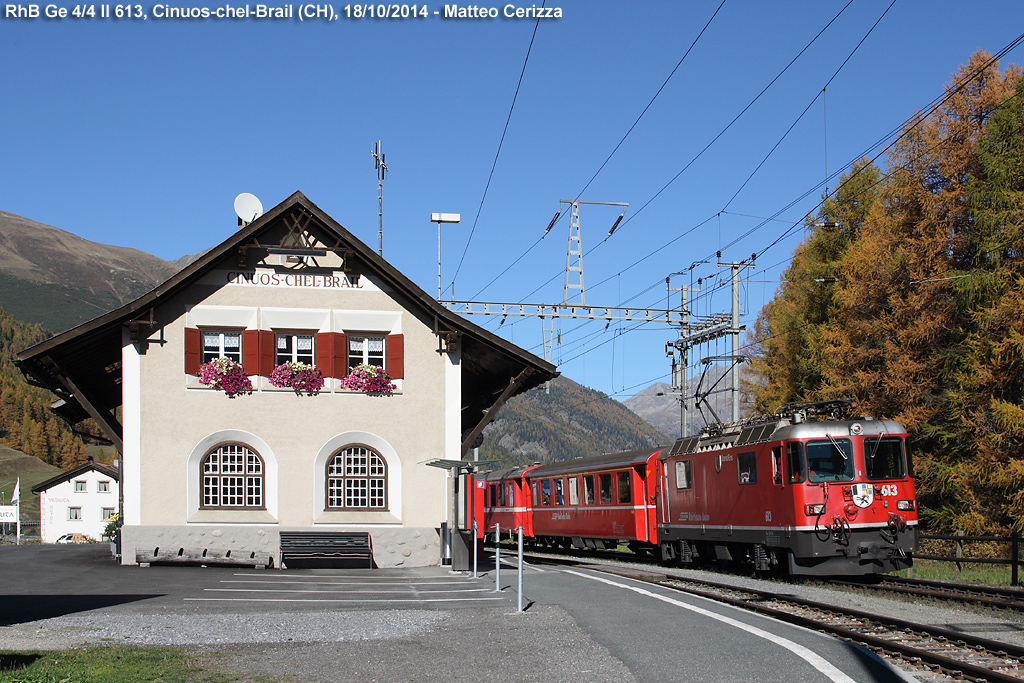 Autunno - Ge 4/4 II 613, Cinuos-chel-Brail.