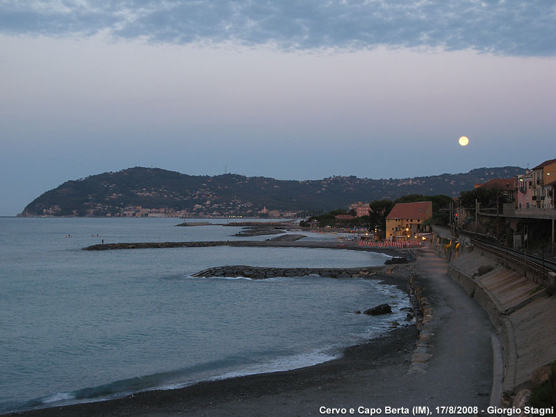 Non solo spiaggia - Cervo.