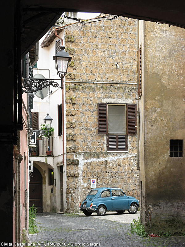 Una gita a Civita Castellana - Per la strada 1.