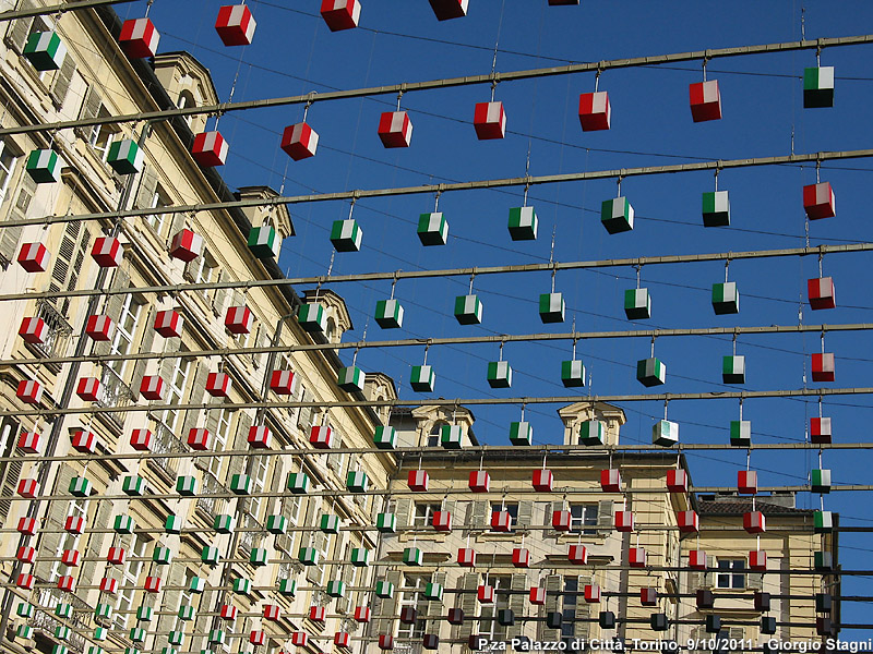 Citt - Piazza Palazzo di Citt.