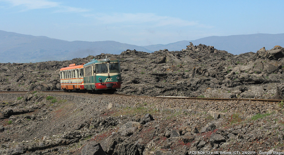 Intorno al vulcano - Bronte (le <i>sciare</i>).