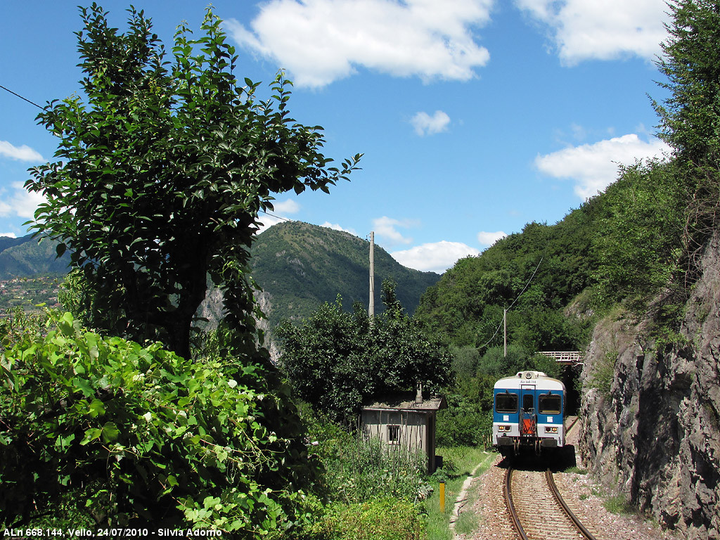 Viaggio in automotrice - Vello.