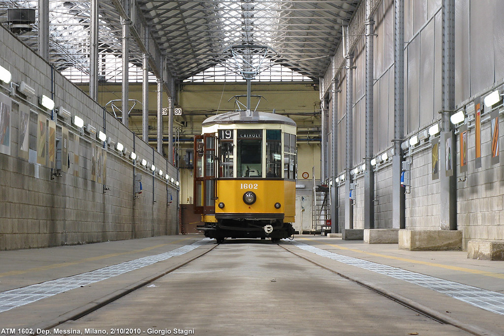 Tram a Milano - Deposito Messina.