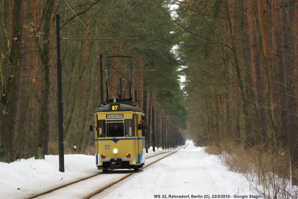 Woltersdorfer Strassenbahn - Rahnsdorf Bahnhof.