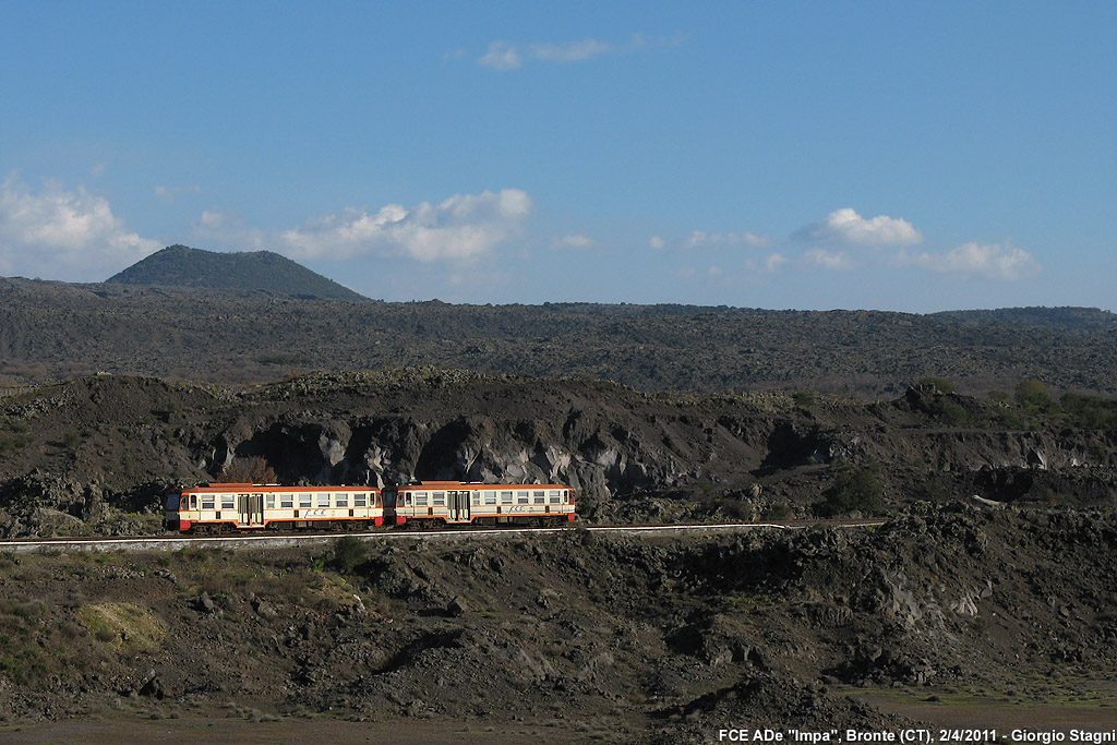 La terra e la ferrovia - Bronte.