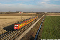 Un treno tutto arancio - Trecate.