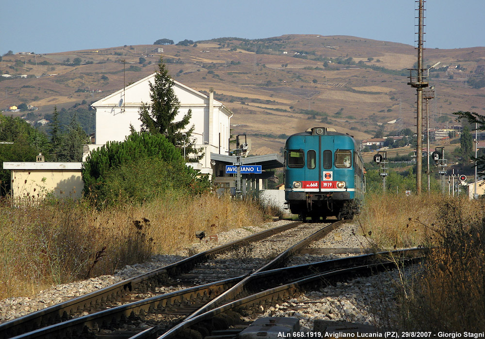 Verso Sud - Avigliano Lucania.