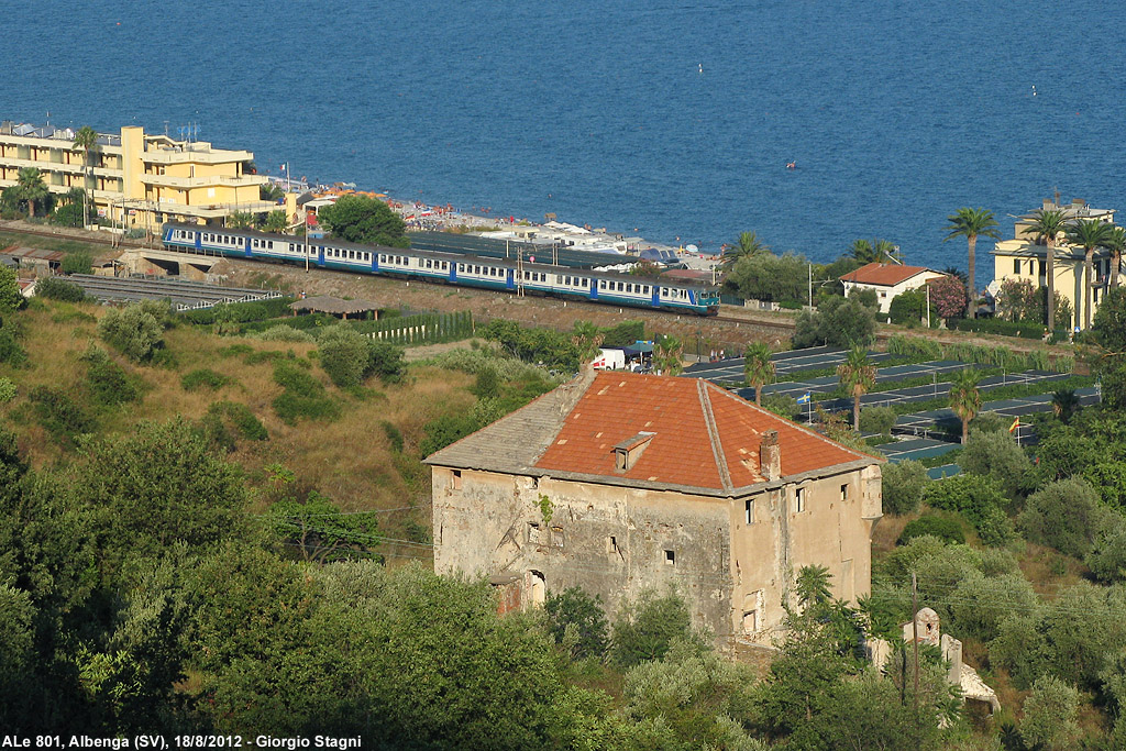 Estate 2012 - Di alba e di Intercity - Albenga.