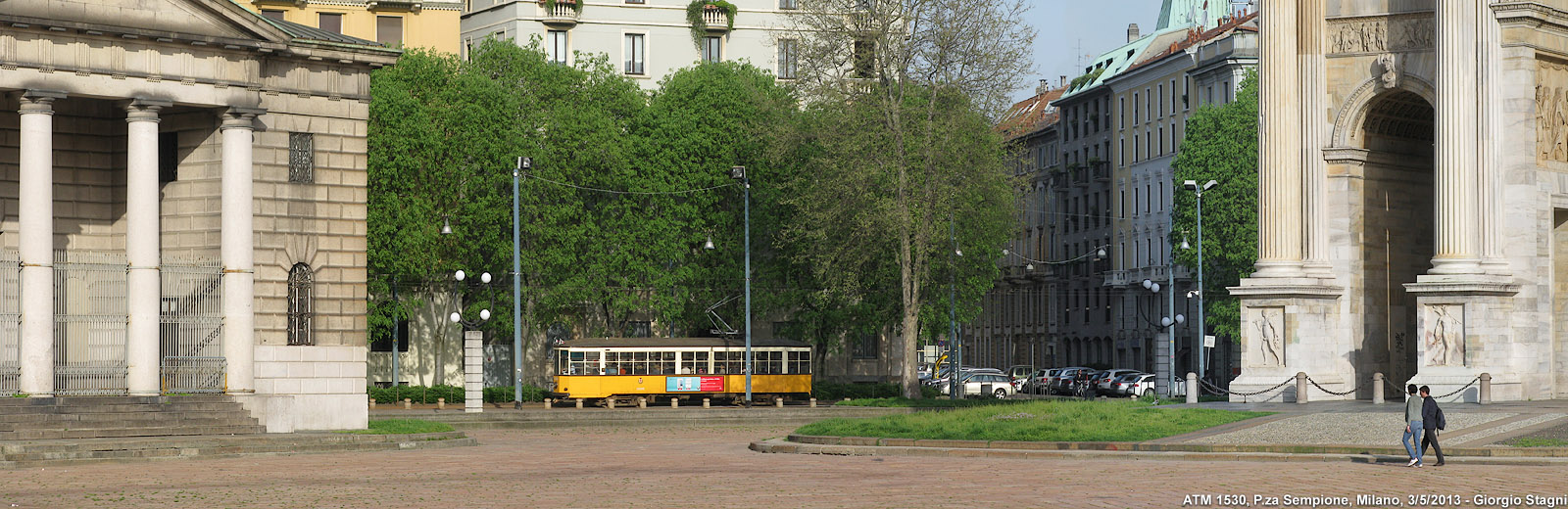 Tram a Milano - Arco della Pace.