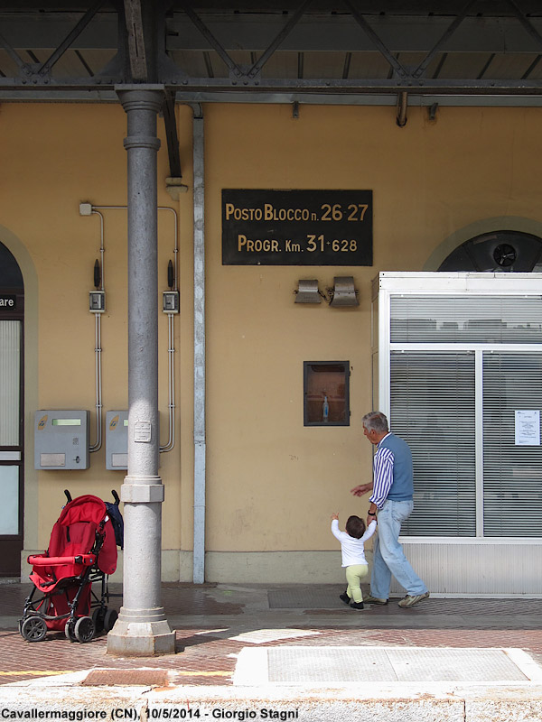 Cartelli neri - Cavallermaggiore.