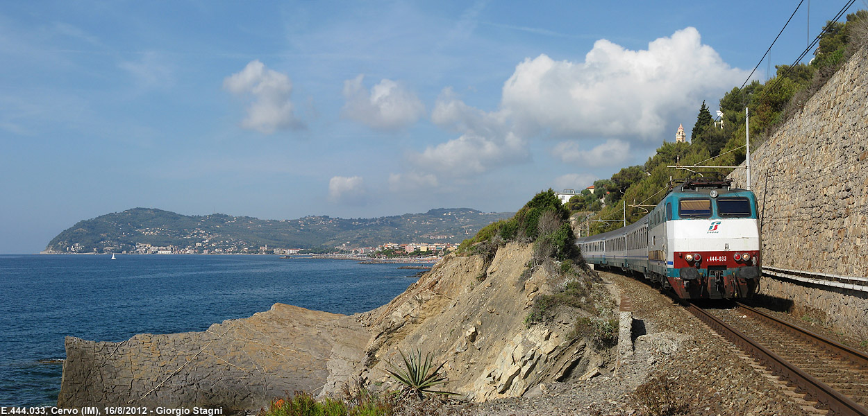 Estate 2012 - Di alba e di Intercity - Cervo.