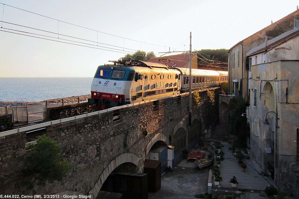 Mare a primavera - Cervo.