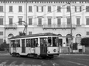 Tram in bianco e nero - V.le Monte Grappa.