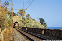 LINEA DI COSTA</b> - La ferrovia San Lorenzo-Ospedaletti - San Remo