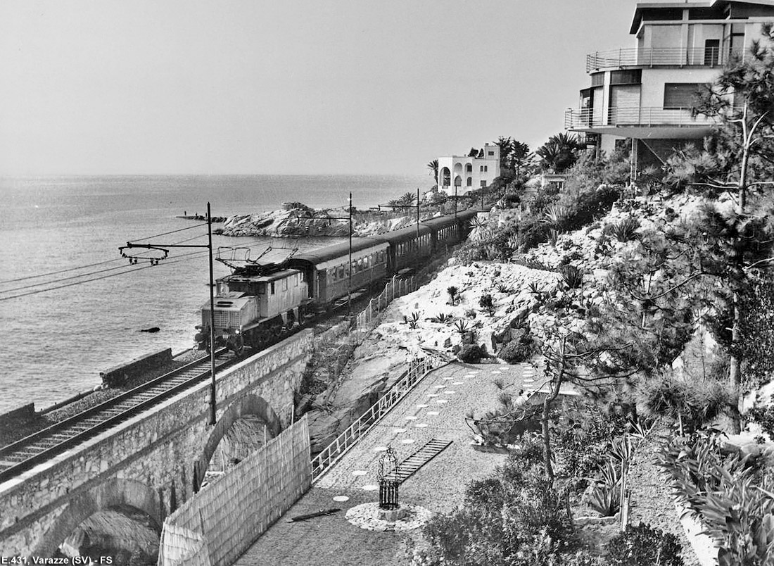 Il treno fotografico del 1954 - Varazze.