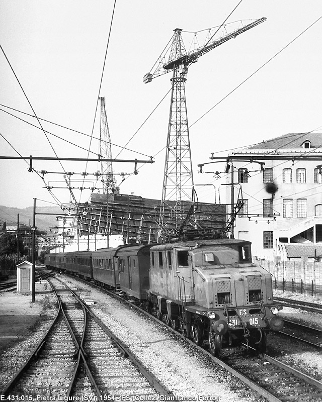 Il treno fotografico del 1954 - Pietra Ligure.