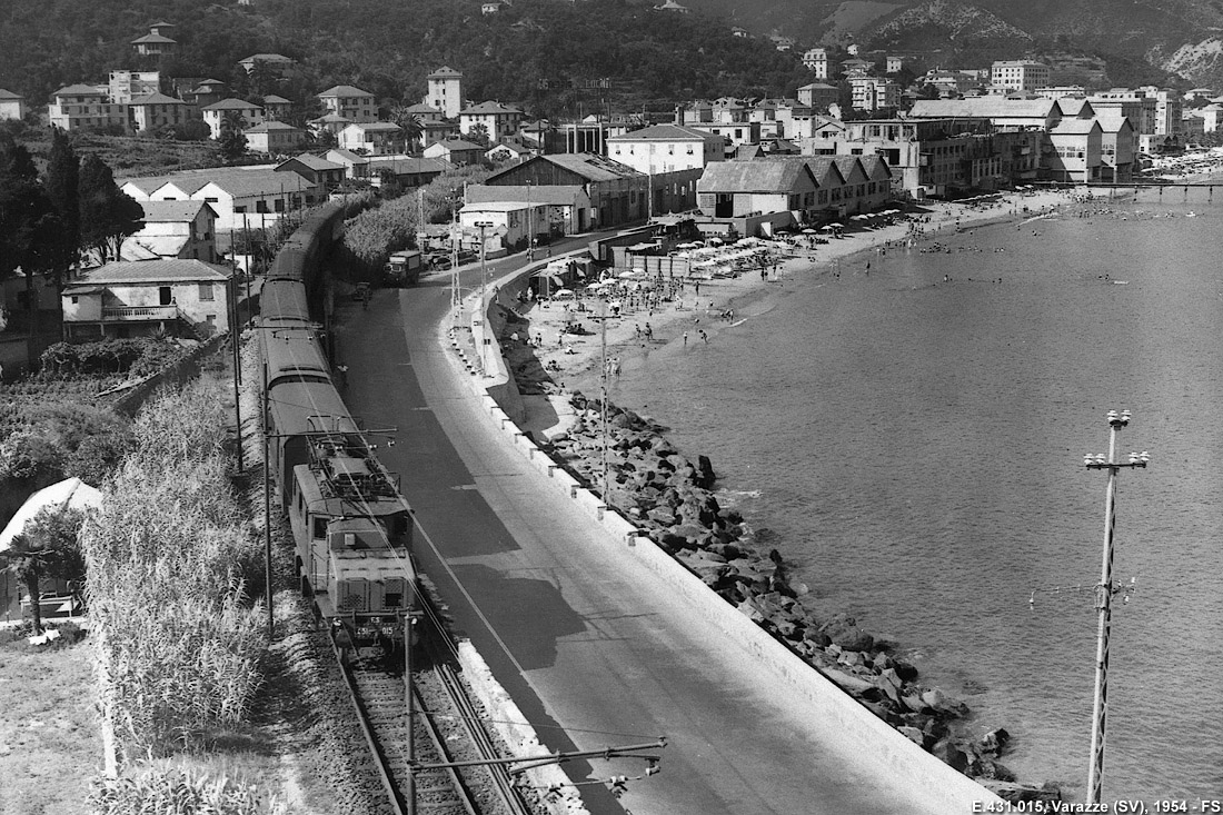 Il treno fotografico del 1954 - Varazze.