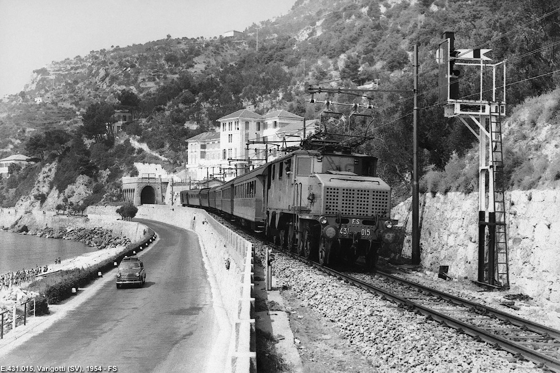 Il treno fotografico del 1954 - Varigotti.