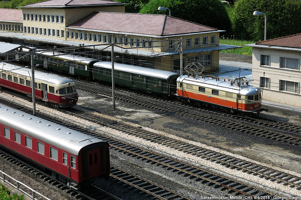 Swissminiatur - Re 4/4 Swiss Express.