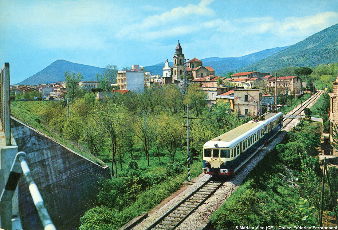 Elettromotrici in cartolina - S. Maria a Vico.