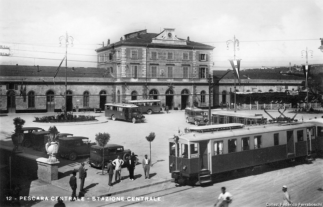 Elettromotrici in cartolina - Pescara.