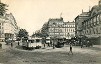 Tram elettrici a terza rotaia - Paris Place de Rennes.