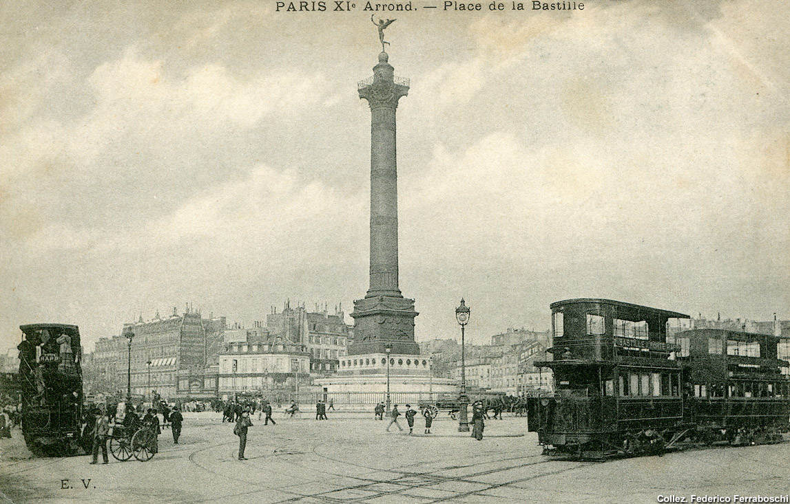 Tram a vapore - Paris Place de la Bastille.