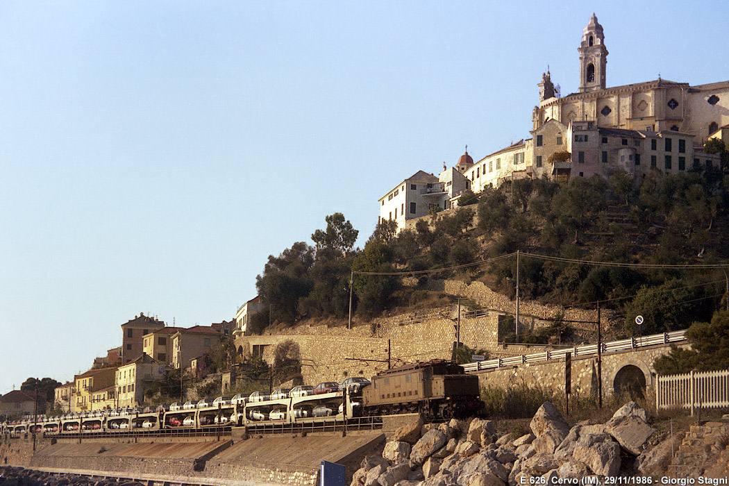 Classic Riviera: gli anni '80 e la ferrovia tradizionale - Cervo.