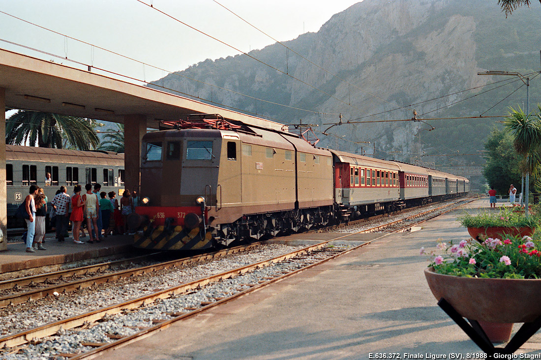 Classic Riviera: gli anni '80 e la ferrovia tradizionale - Finale Ligure.