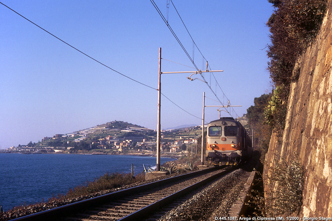 Il diesel al mare - Aregai di Cipressa.