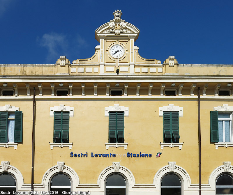 Cartelli blu RFI - Sestri Levante.