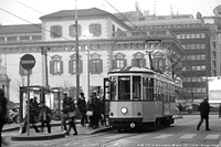 Tram in bianco e nero - P.za Fontana