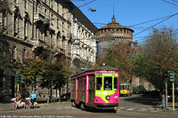 I colori dell'autunno in tram - Via Ricasoli.