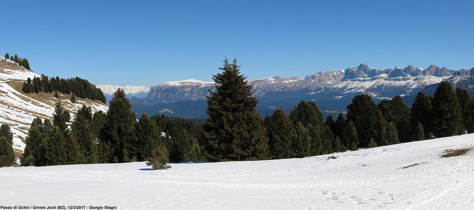 Intorno al passo Sella - Passo di Oclini.