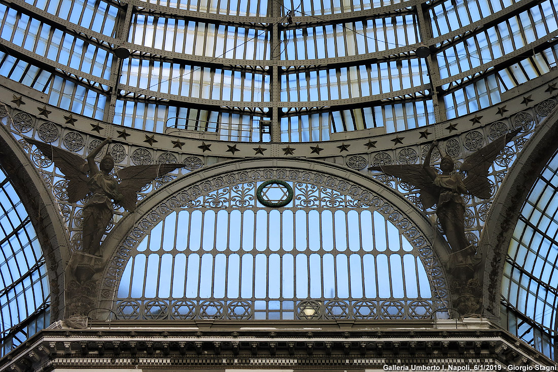 Napoli - Galleria Umberto I.