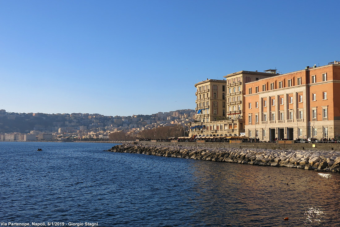 Napoli - Via Partenope.