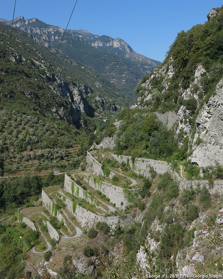 Intorno alla ferrovia - Saorge.