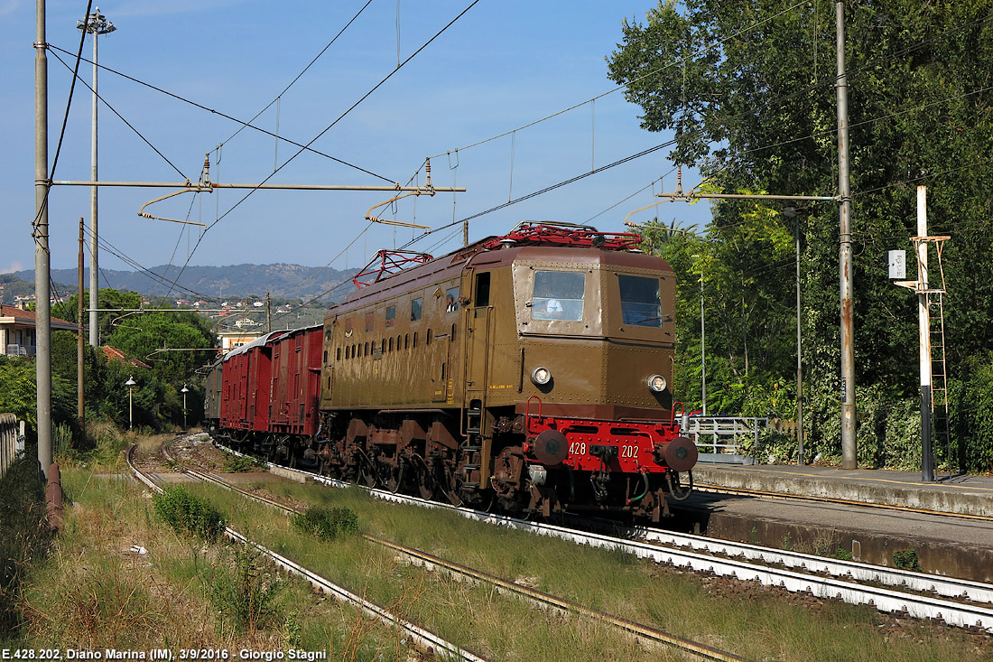 E.428.202 in Riviera - Diano Marina.