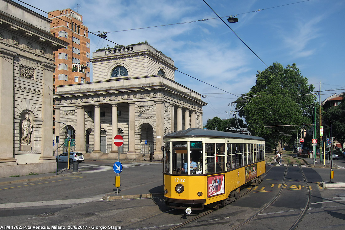 Tram a Milano - Porta Venezia.