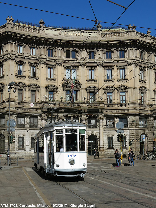 Il Tram Bianco 1702 - Cordusio.