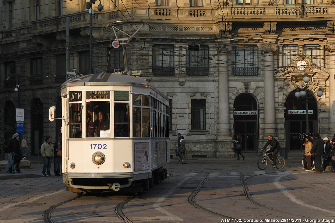 Il Tram Bianco 1702 - Cordusio.