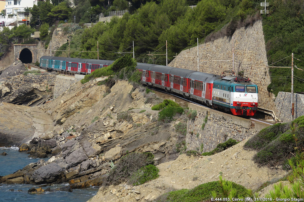 Di mare e di treno - Cervo.