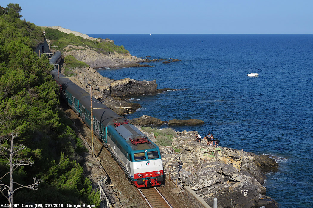 Di mare e di treno - Cervo.