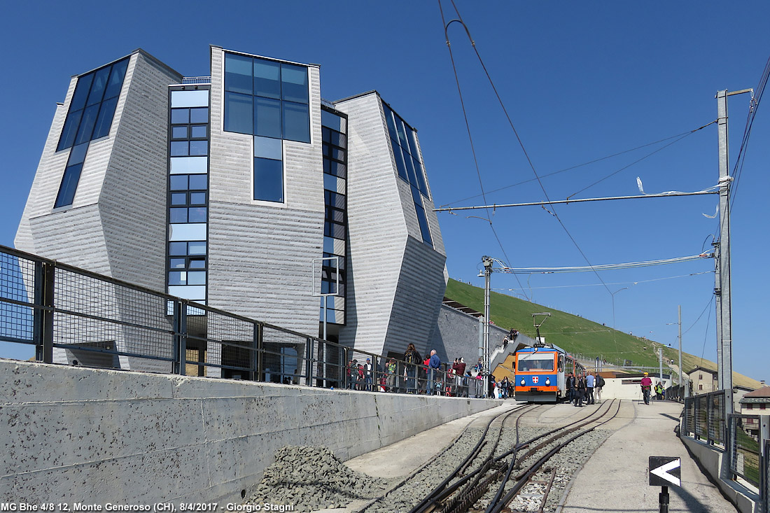 Aprile 2017: il treno  tornato! - Monte Generoso.