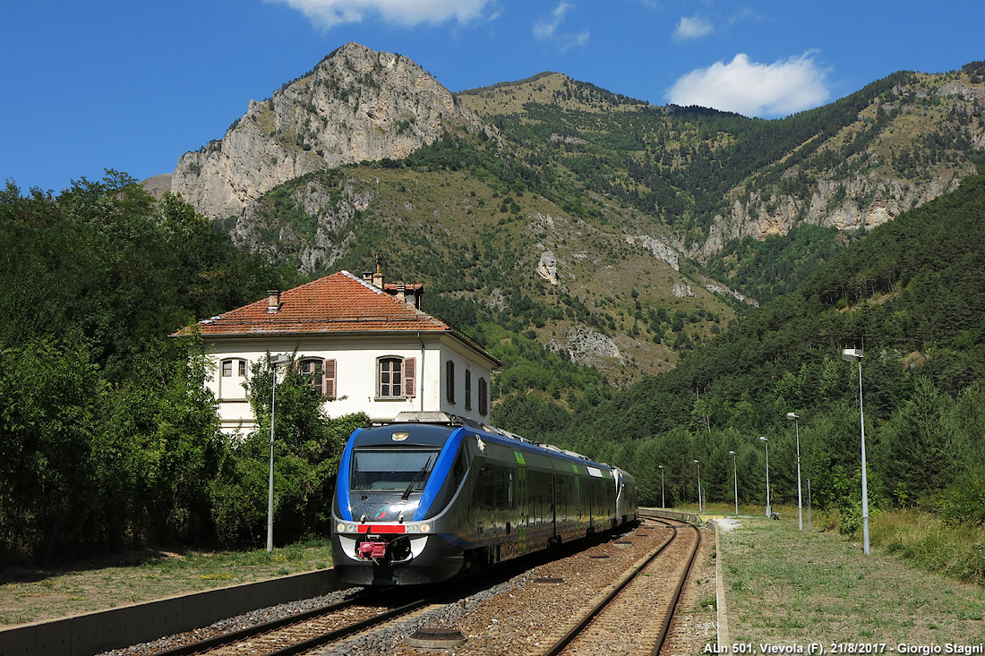 Gli altri luoghi dell'estate e della Riviera - Vievola.