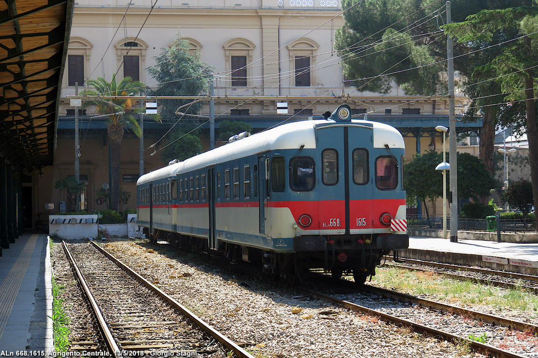 Automotrici a Lercara - Agrigento.