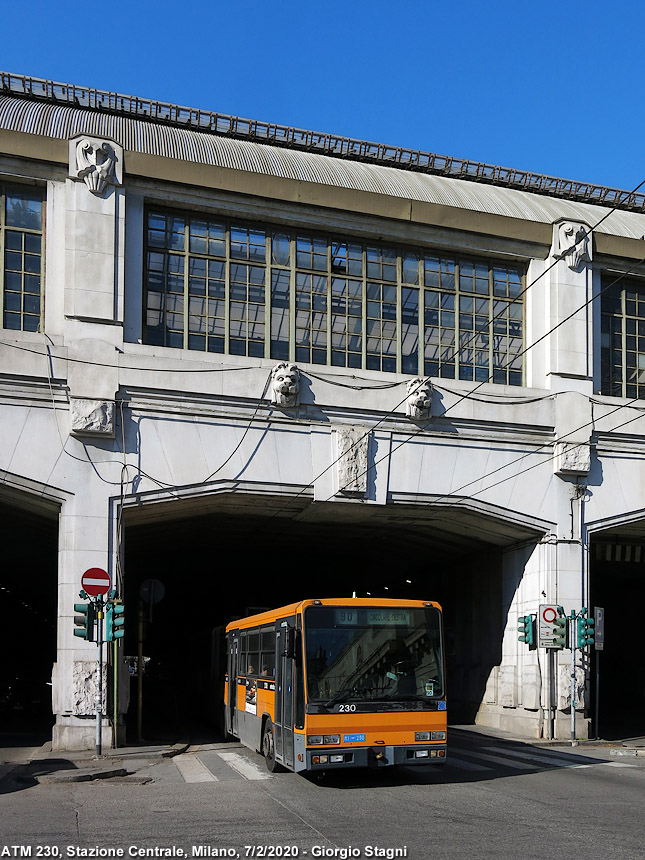 Tram e filobus - Stazione Centrale.