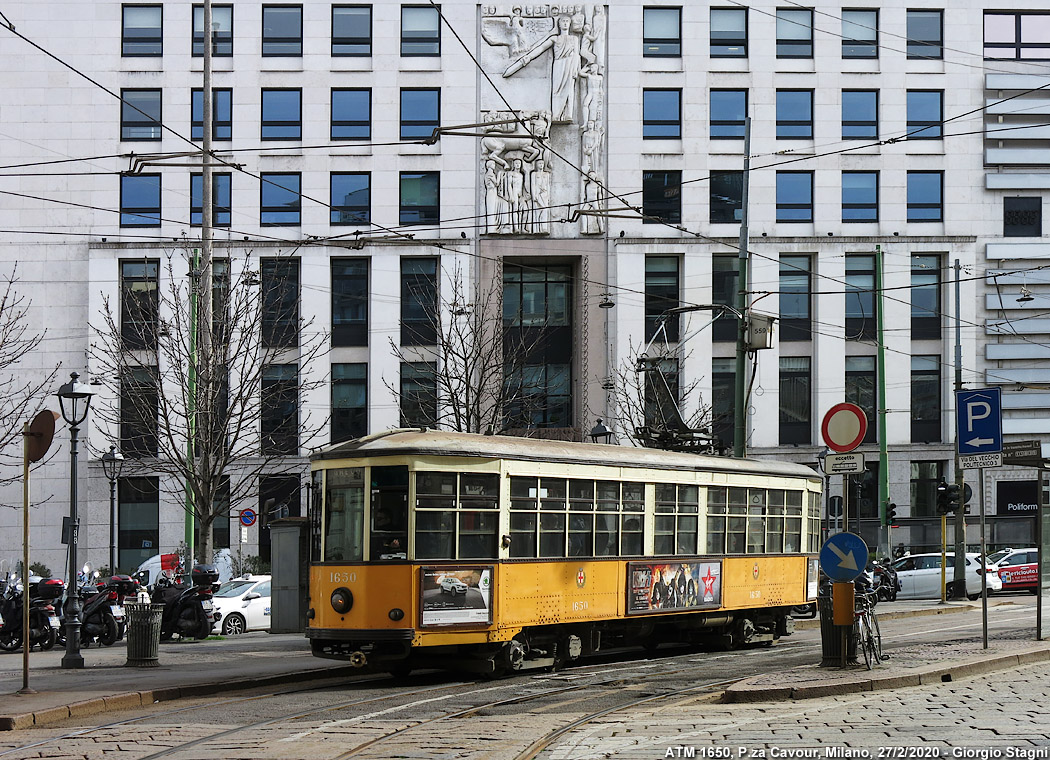 Tram e filobus - P.za Cavour.